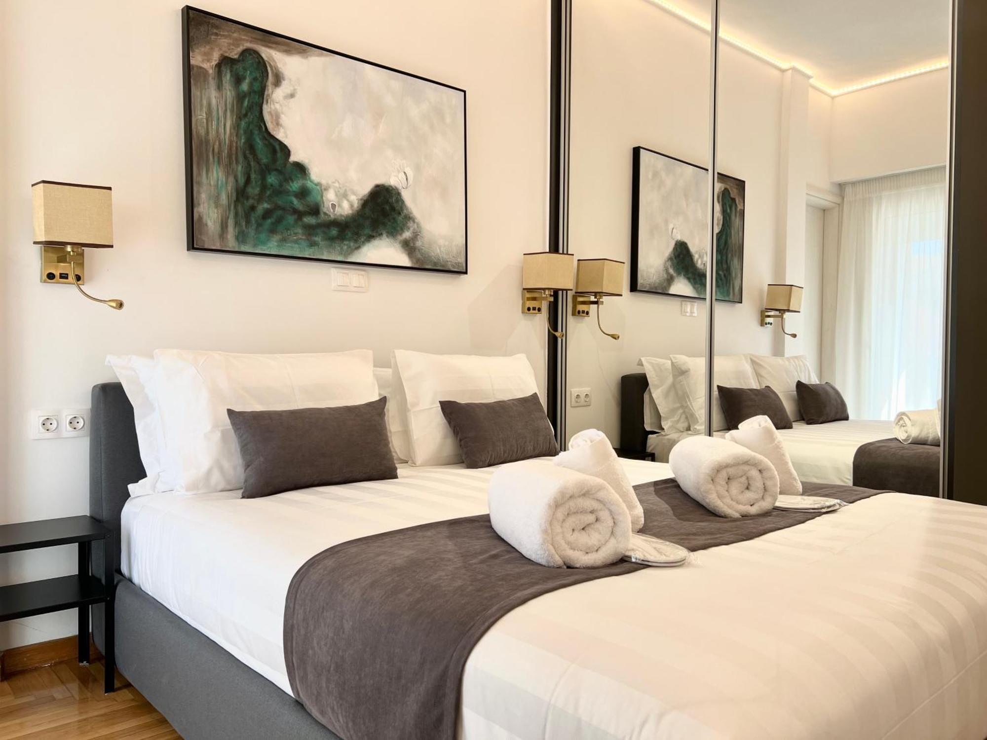 Acropolis Golden View Penthouse